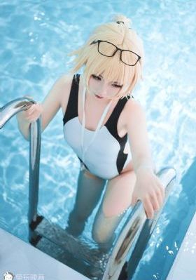 美女黄色片免费看-枪版电影未删减版