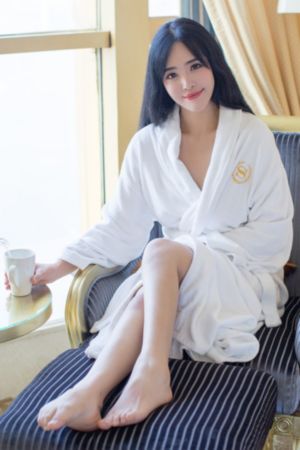 亚洲女子a中天字幕-精彩花絮在线手机播放