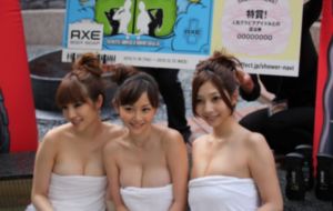 日韩手机自拍无码专区-神马不卡免费全集观看