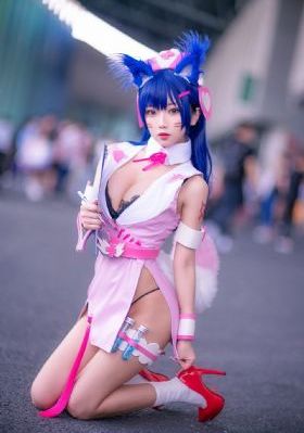 久久桃花网-高清中字高清完整视频